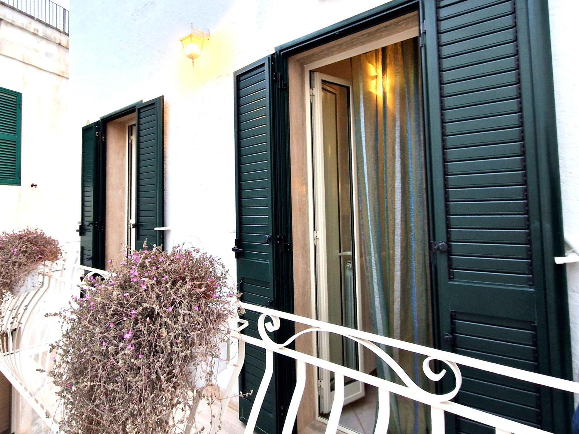 Domus Chiara Villa โมโนโปลี ภายนอก รูปภาพ