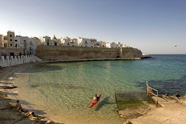 Domus Chiara Villa โมโนโปลี ภายนอก รูปภาพ
